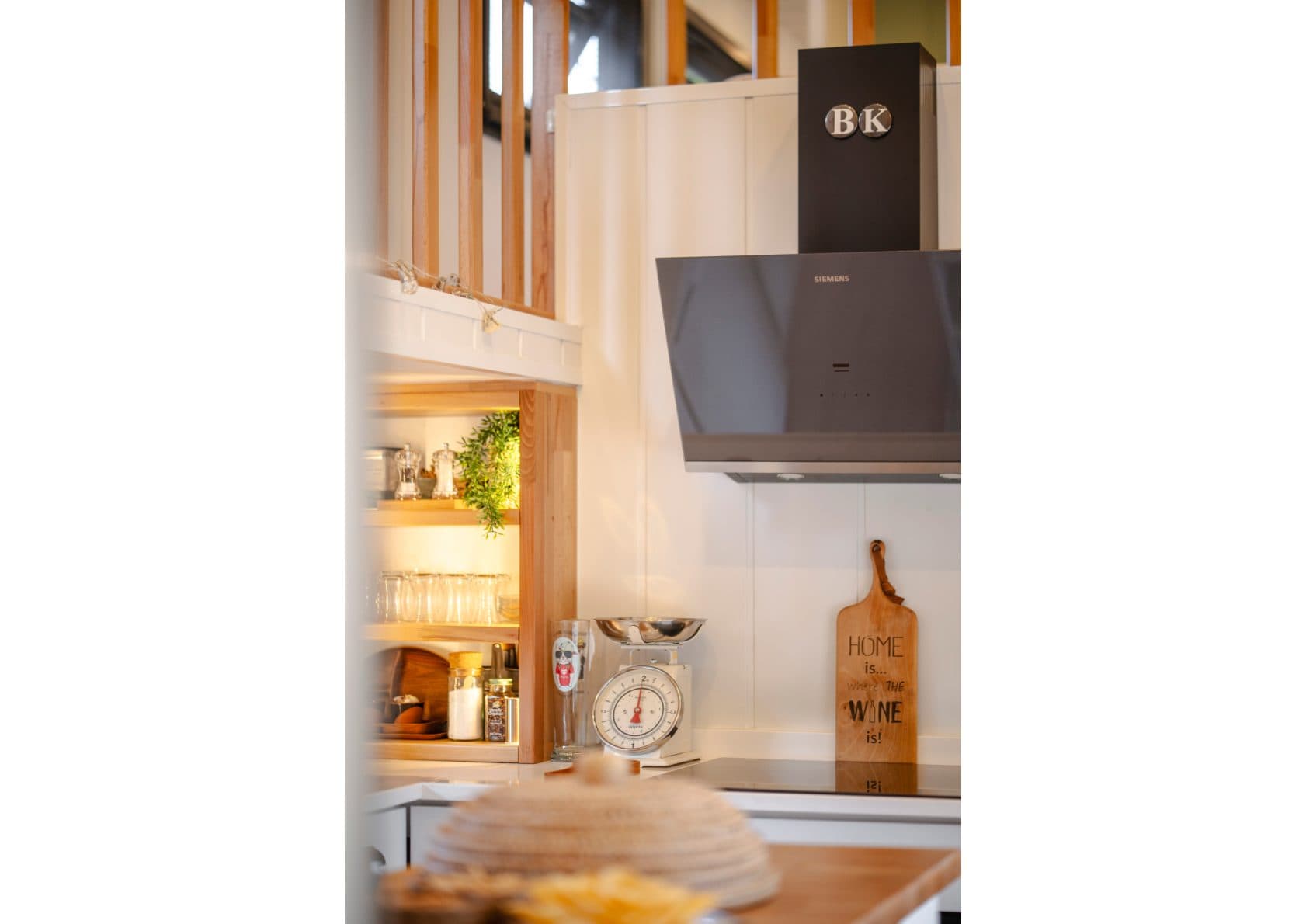 Juno 10m (8m available) 11